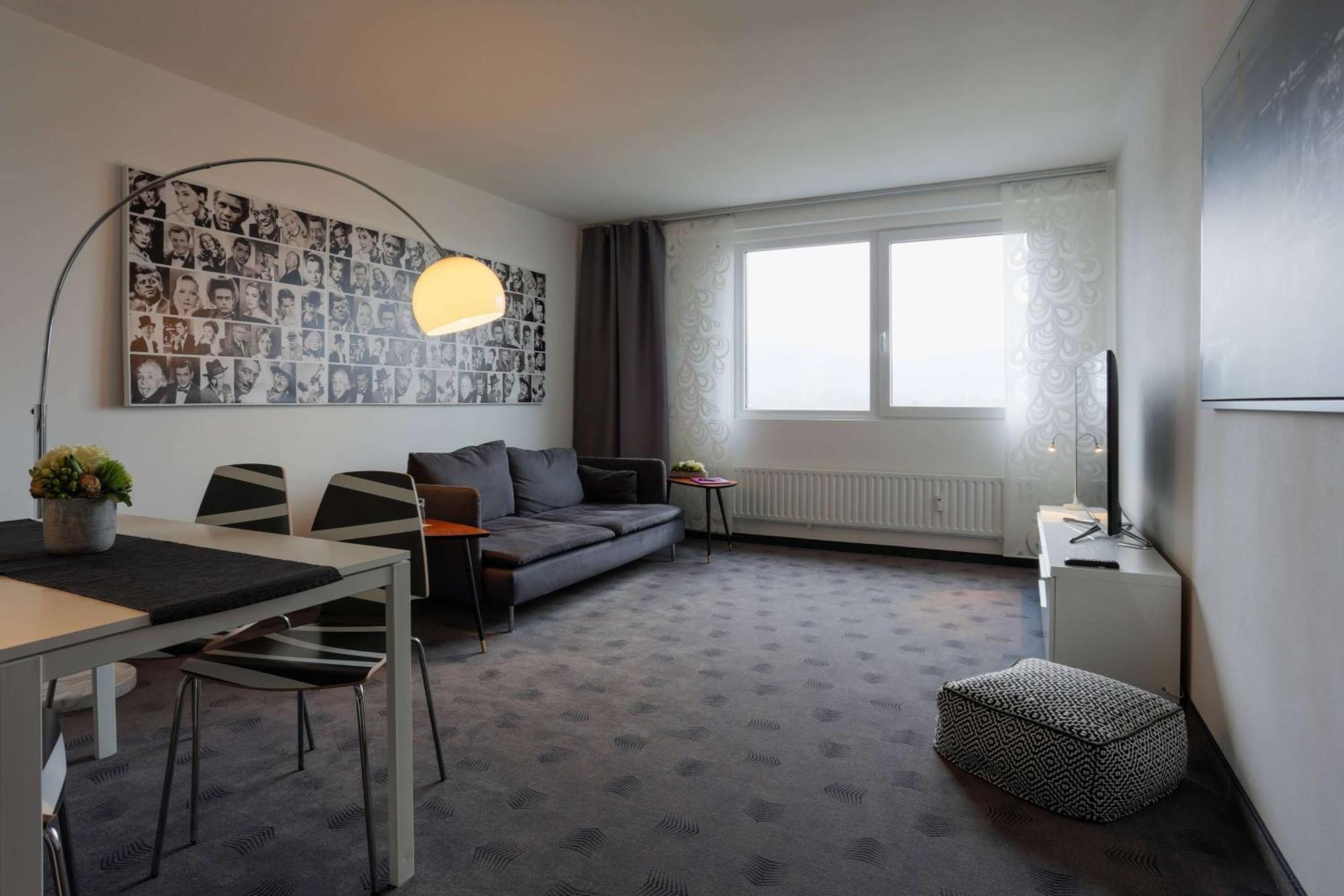 Fourside Plaza Hotel Trier, Trademark Collection By Wyndham Bagian luar foto