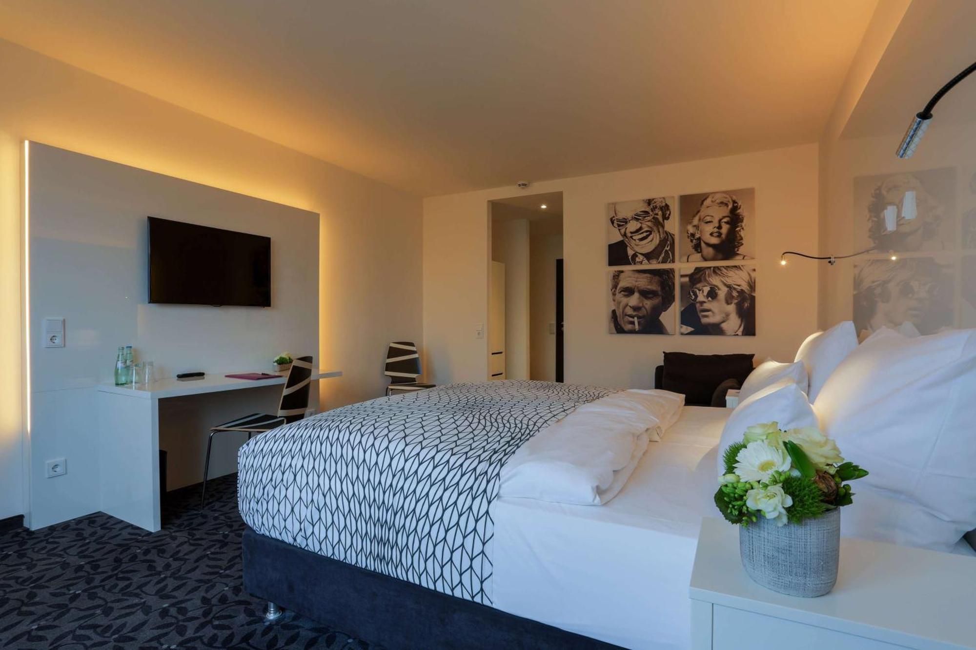 Fourside Plaza Hotel Trier, Trademark Collection By Wyndham Bagian luar foto
